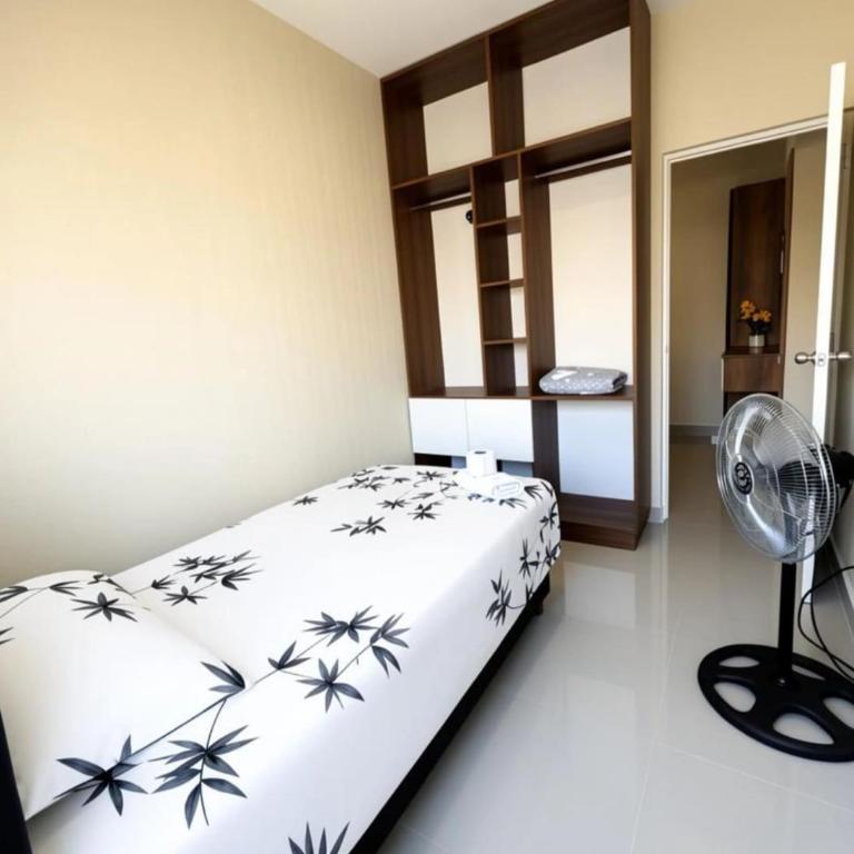 Luna Dorada - 3 Dormitorios con Piscina - Aeropuerto a 15 min - Three-Bedroom Apartment - 21