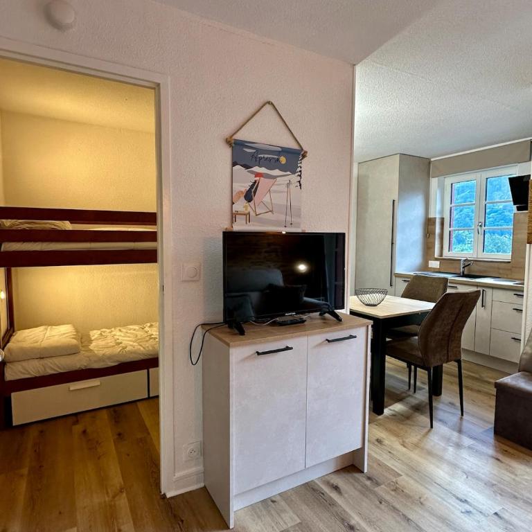 Studio-cabine 4 pers - Balcon, vue, Parking - Appartement 1 Chambre - 2