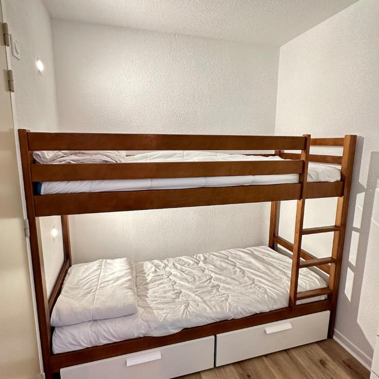 Studio-cabine 4 pers - Balcon, vue, Parking - Appartement 1 Chambre - 9