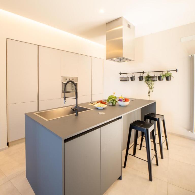 Porta delle Egadi appartamento deluxe con vista By Sicily Home Solutions - Two-Bedroom Apartment - 37