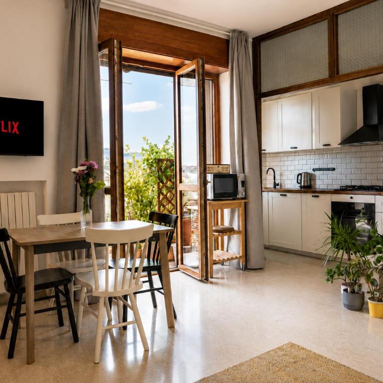 Green Balcony Apartment in Navigli - Two-Bedroom Apartment - 2