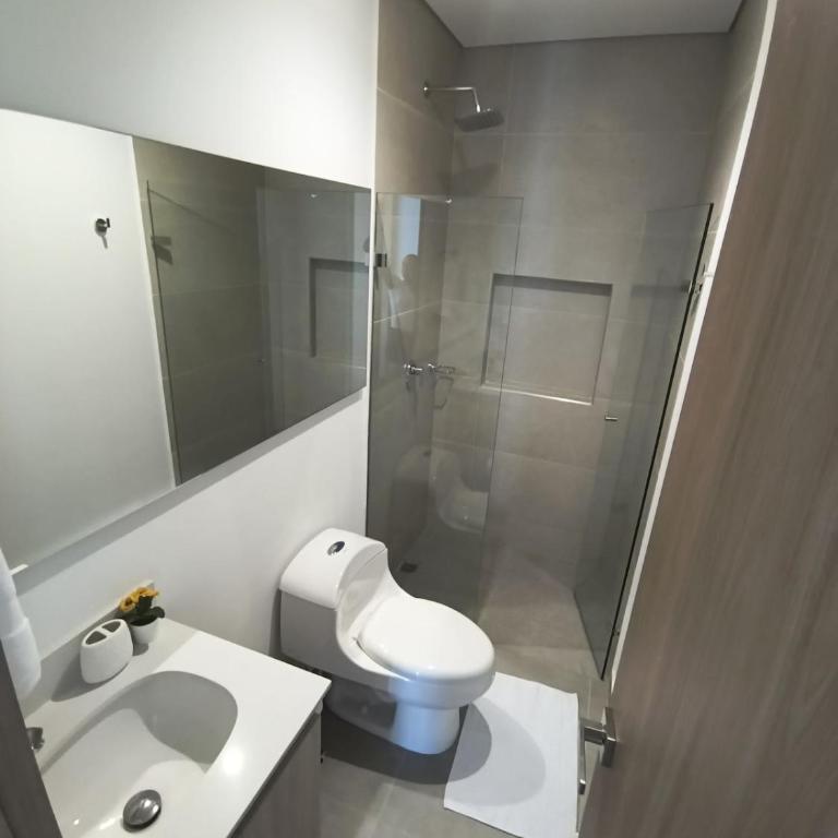 Cómodo apto con piscina a 100 metros del mar - Two-Bedroom Apartment - 6