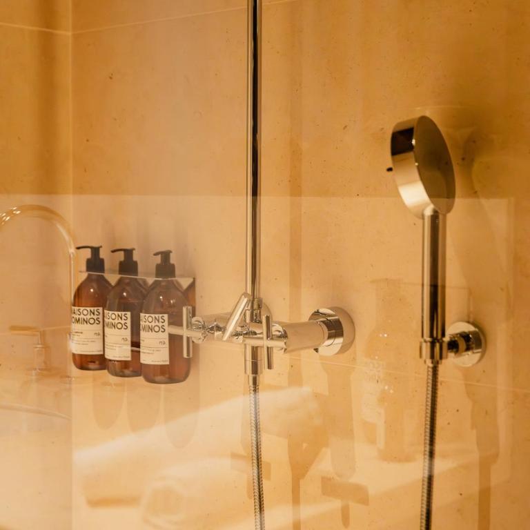 MAISON DOMINOS Chalet de Luxe 5 chambres Vue MontBlanc ,Spa, Jacuzzi, Salle de sport - Chalet - 56