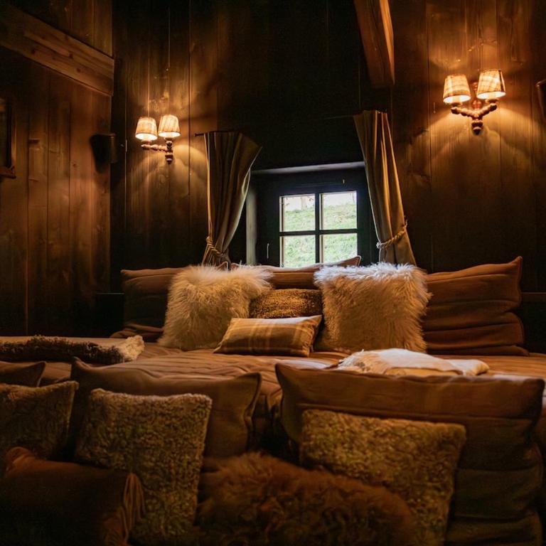 MAISON DOMINOS Chalet de Luxe 5 chambres Vue MontBlanc ,Spa, Jacuzzi, Salle de sport - Chalet - 58