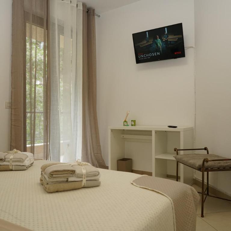 Domus Augusto - Appartamento con 2 Camere da Letto - 2