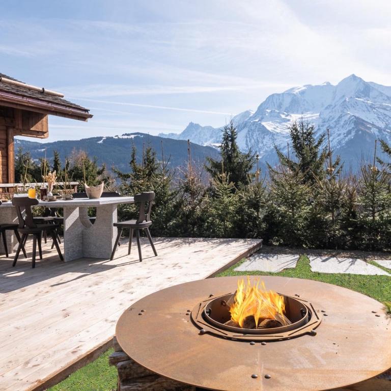 MAISON DOMINOS Chalet de Luxe 5 chambres Vue MontBlanc ,Spa, Jacuzzi, Salle de sport - Chalet - 42