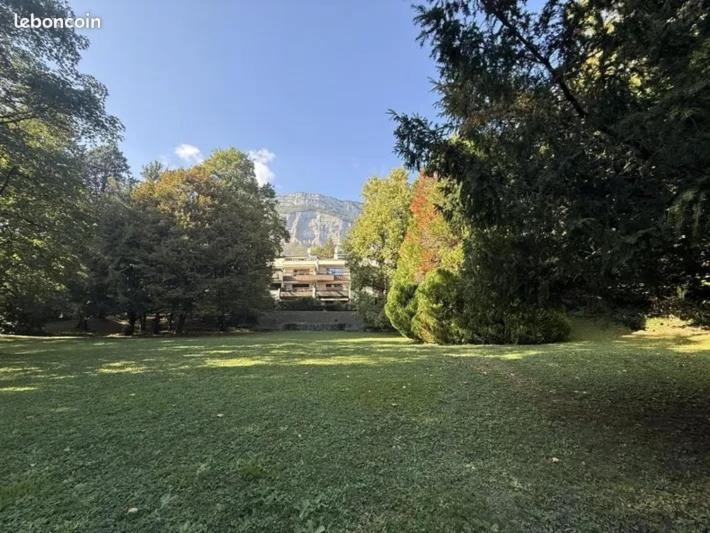 Luxury studio apartment with terrace in Meylan residential area - Appartement 3 Chambres - 3