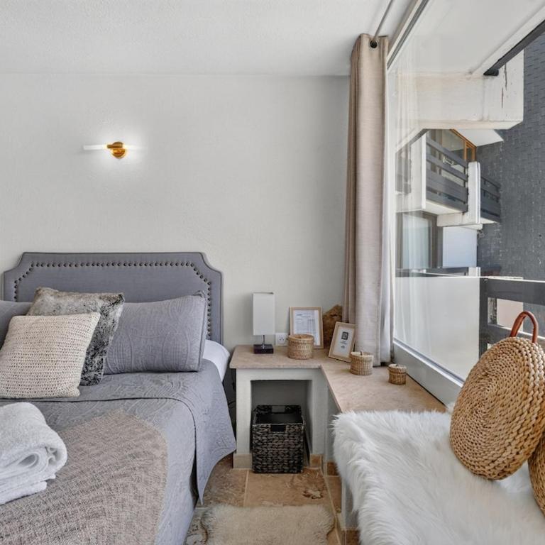 Chaviere Romantique Les Menuires Skis aux Pieds et Vue Panoramique - Apartment mit 1 Schlafzimmer - 2
