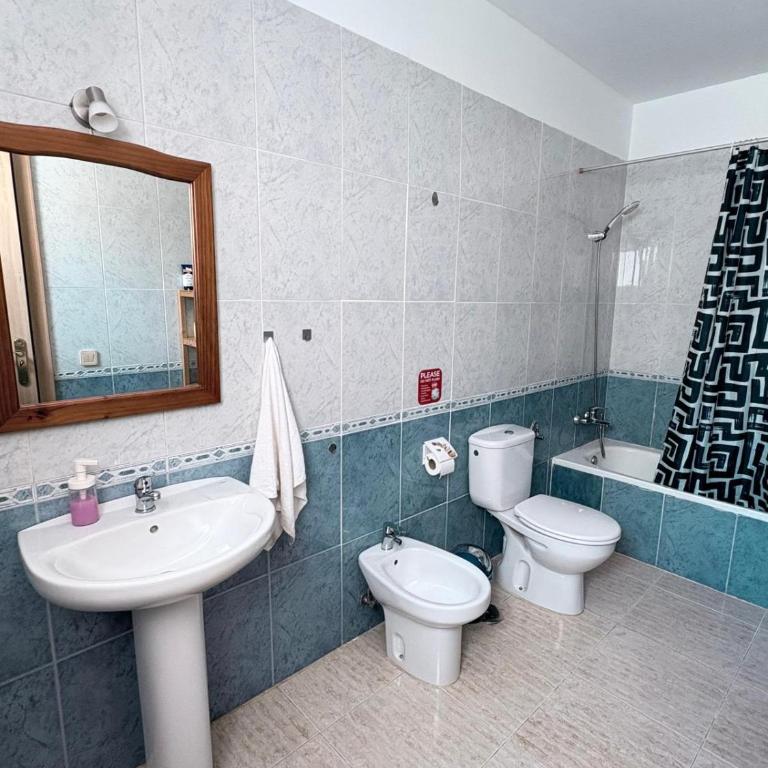 Acogedoras Habitaciones Privadas zona Costera Wifi - Habitación Individual Estándar con baño compartido - 5