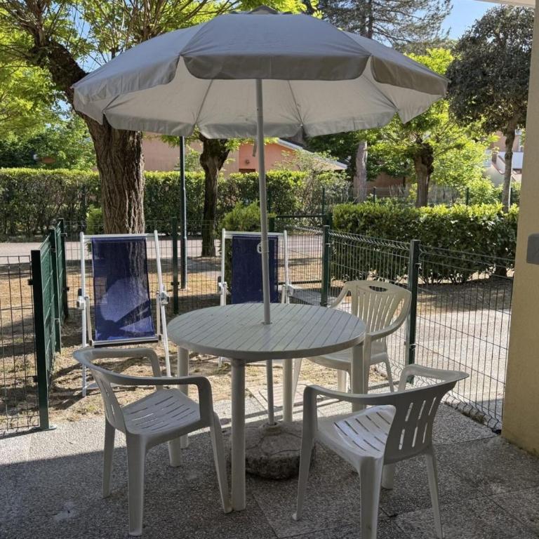 Relaxing villa with a playground and pool - Appartamento - 1