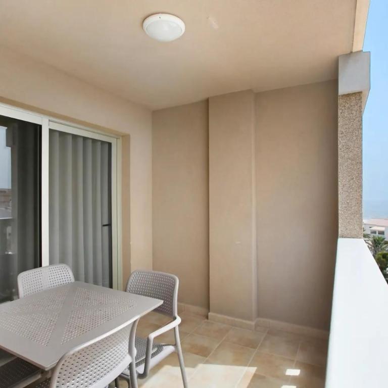 La Perla con piscina y garaje by Médano Rentals - Apartamento de 2 dormitorios - 8