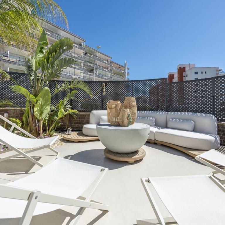 Vacalm Villa Judit - Beachfront Villa with Pool, Spa, BBQ, Fire Pit & Mini Golf - Villa frente a la playa - 17