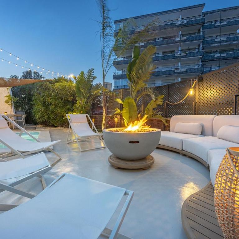Vacalm Villa Judit - Beachfront Villa with Pool, Spa, BBQ, Fire Pit & Mini Golf - Villa frente a la playa - 22