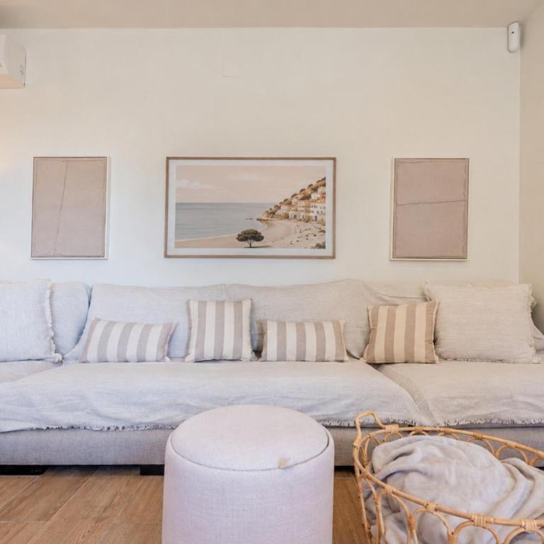 Vacalm Villa Judit - Beachfront Villa with Pool, Spa, BBQ, Fire Pit & Mini Golf - Villa frente a la playa - 27