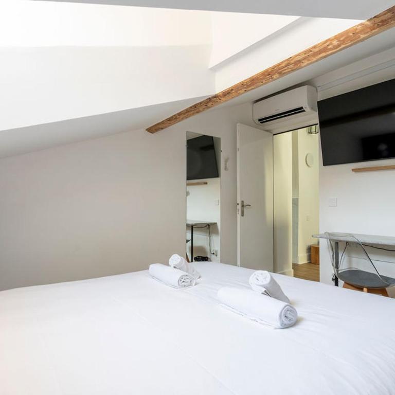 LA MANSARDE DU BIVOUAC, cocon sous les toits de Cannes - Appartement 2 Chambres - 15