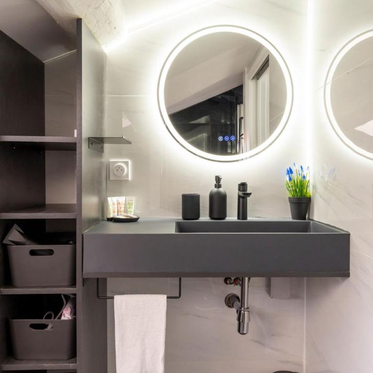 LA MANSARDE DU BIVOUAC, cocon sous les toits de Cannes - Appartement 2 Chambres - 29