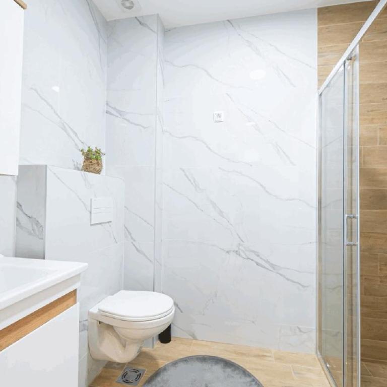 LuX One Bedroom Lana - Apartman sa Terasom - 10