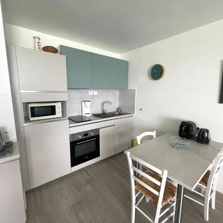 Studio lumineux avec balcon et parking proche plage - FR-1-92-608 - Apartment (3 Erwachsene) - 10