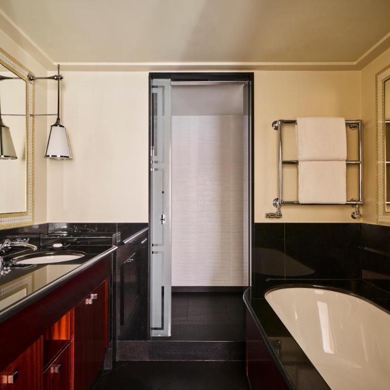Hôtel Fouquet's Paris - Suite Deluxe - 2