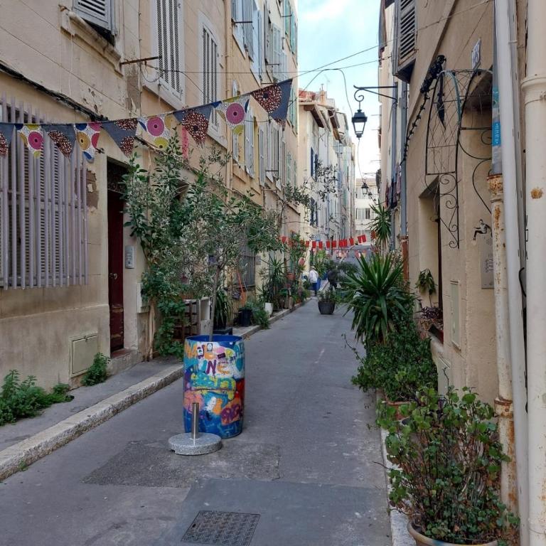 Apartment with sea view in the heart of the Panier - Appartement - 11
