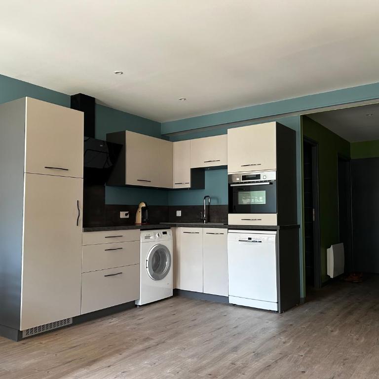 Les Coloriades au Grand Chalet - Thermes & ski - Appartement 2 Chambres - 3