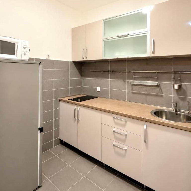 Njaro Del Mar sea view 13 - One-Bedroom Apartment - 3