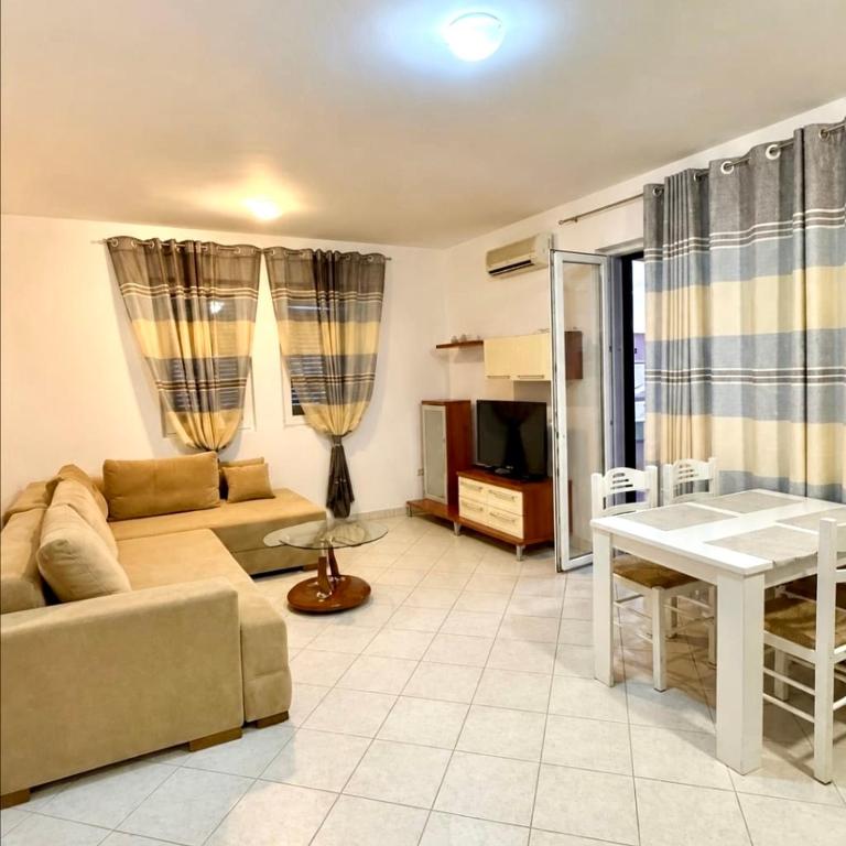 Njaro Del Mar sea view 13 - One-Bedroom Apartment - 4