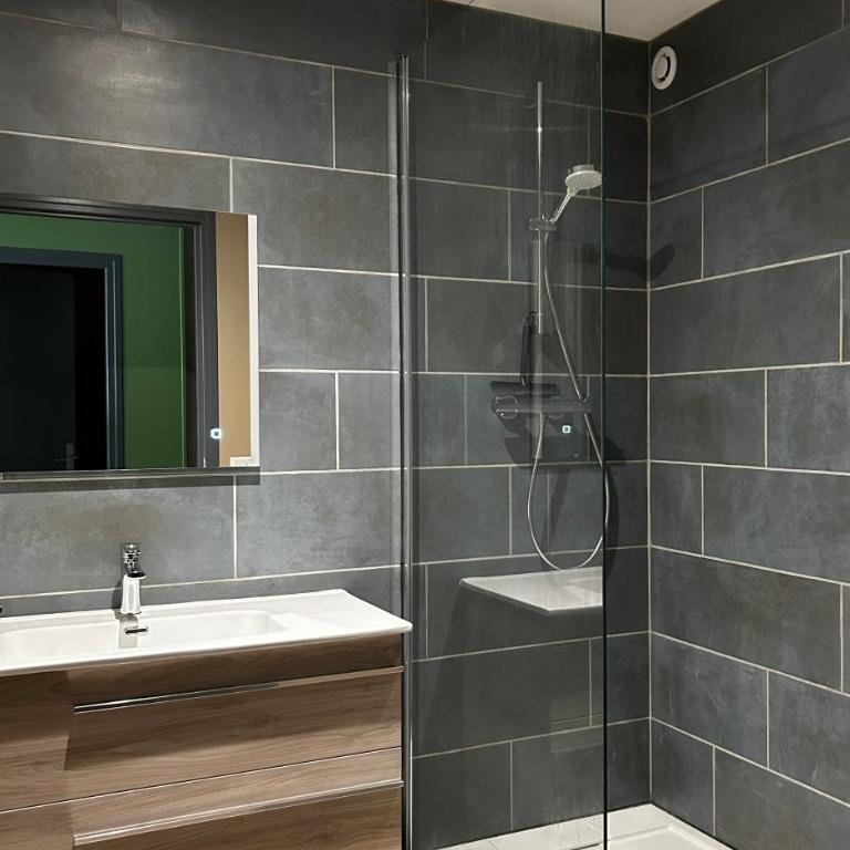 Les Coloriades au Grand Chalet - Thermes & ski - Appartement 2 Chambres - 4
