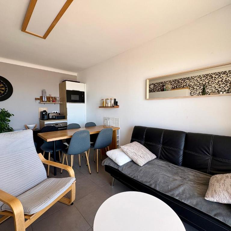 Appartement rÃ©novÃ© face mer - 4 pers. - FR-1-323-625 - Appartement - 21