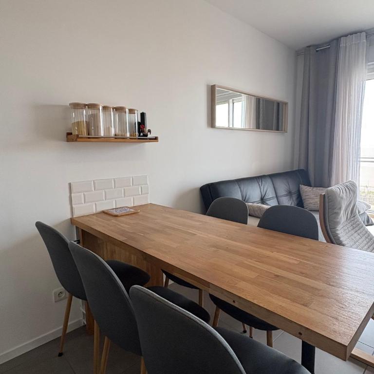 Appartement rÃ©novÃ© face mer - 4 pers. - FR-1-323-625 - Appartement - 24