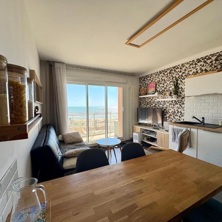 Appartement rÃ©novÃ© face mer - 4 pers. - FR-1-323-625 - Appartement - 26
