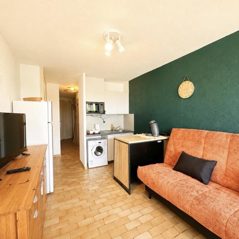 Studio rez-de-jardin à 30m de la plage - FR-1-338-645 - Apartment - 12