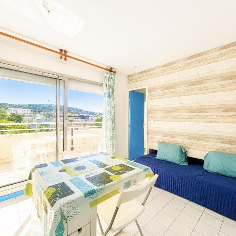 Studio cabine avec climatisation et parking, proche plages - FR-1-338-632 - Apartamento - 1