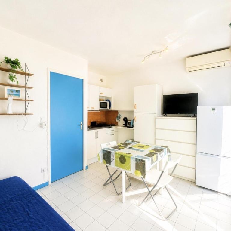 Studio cabine avec climatisation et parking, proche plages - FR-1-338-632 - Apartamento - 14