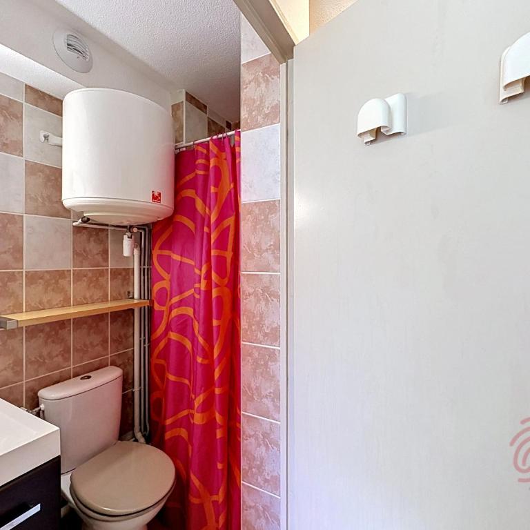 Charmant T1 au cœur de Lamalou, à 650m des Thermes, avec Wifi et animaux acceptés - Studio - 16