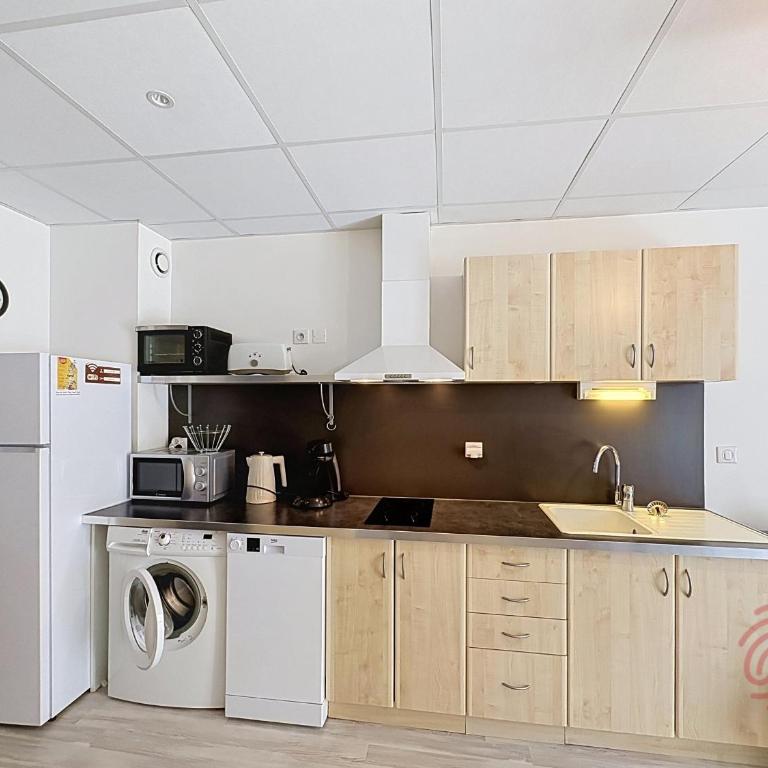 Appartement F2 tout équipé avec balcons, ascenseur et Wi-Fi, proche des thermes de Lamalou - FR-1-451-141 - Appartamento con 1 Camera da Letto - 9