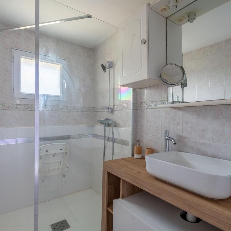 Maison Charmante 3* à Mimizan: Plages, Pistes Cyclables, Jardin, Wi-Fi, pour 8 Personnes - FR-1-50-137 - Ferienhaus - 14