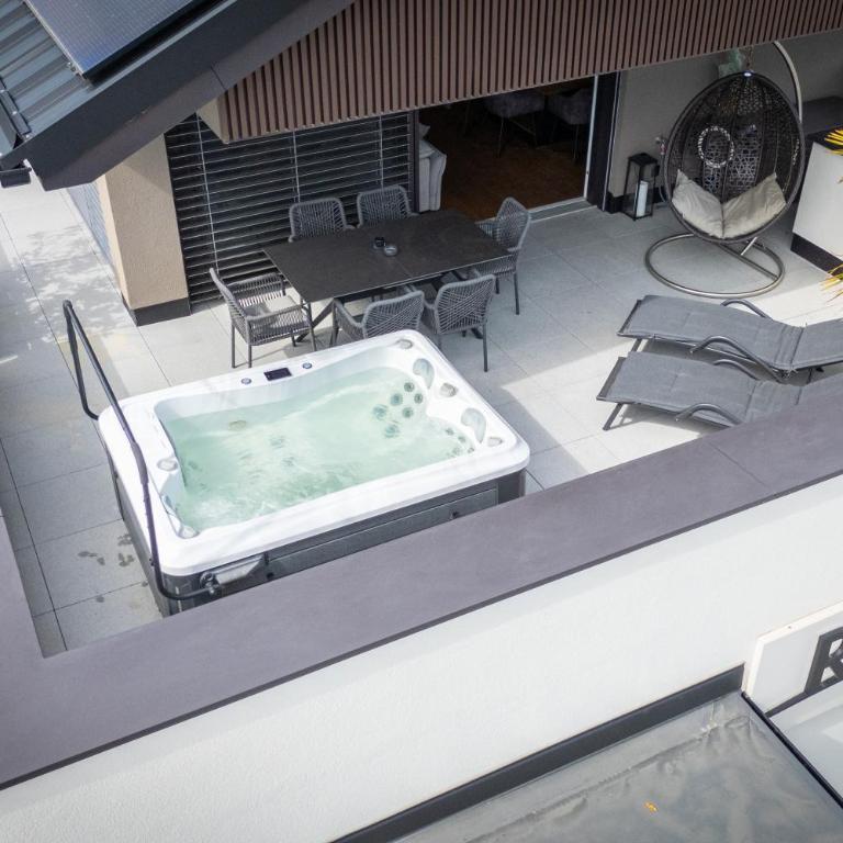 RiverVista Apartments - Penthouse - 18