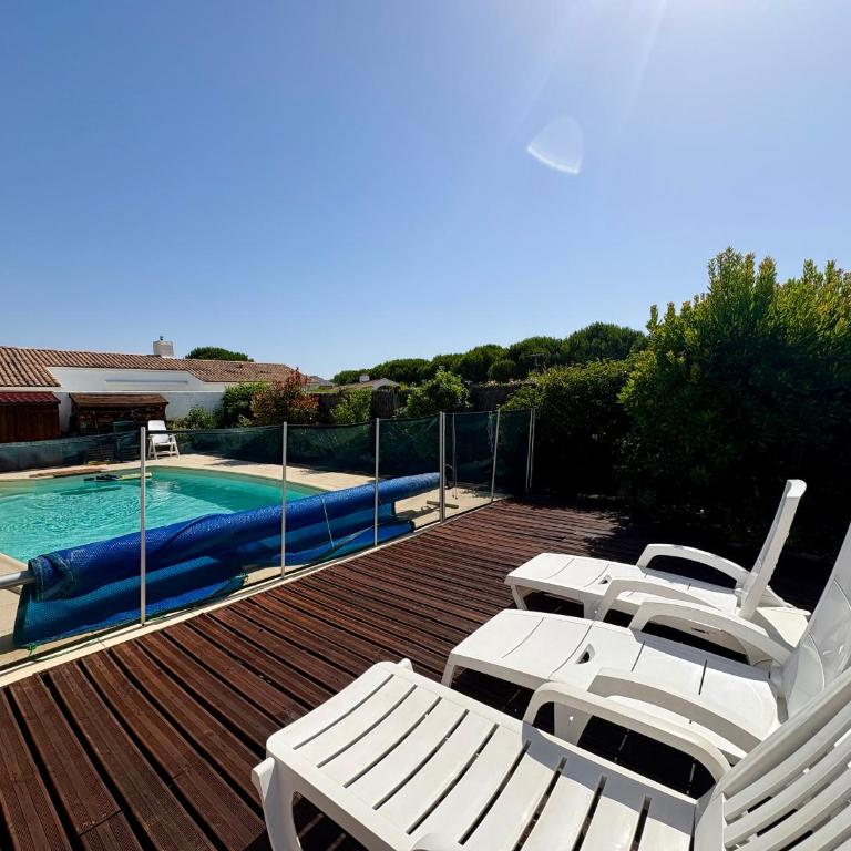 Maison 2 Chambres avec Piscine Privée à Saint Jean de Monts - FR-1-323-439 - Maison de Vacances - 20