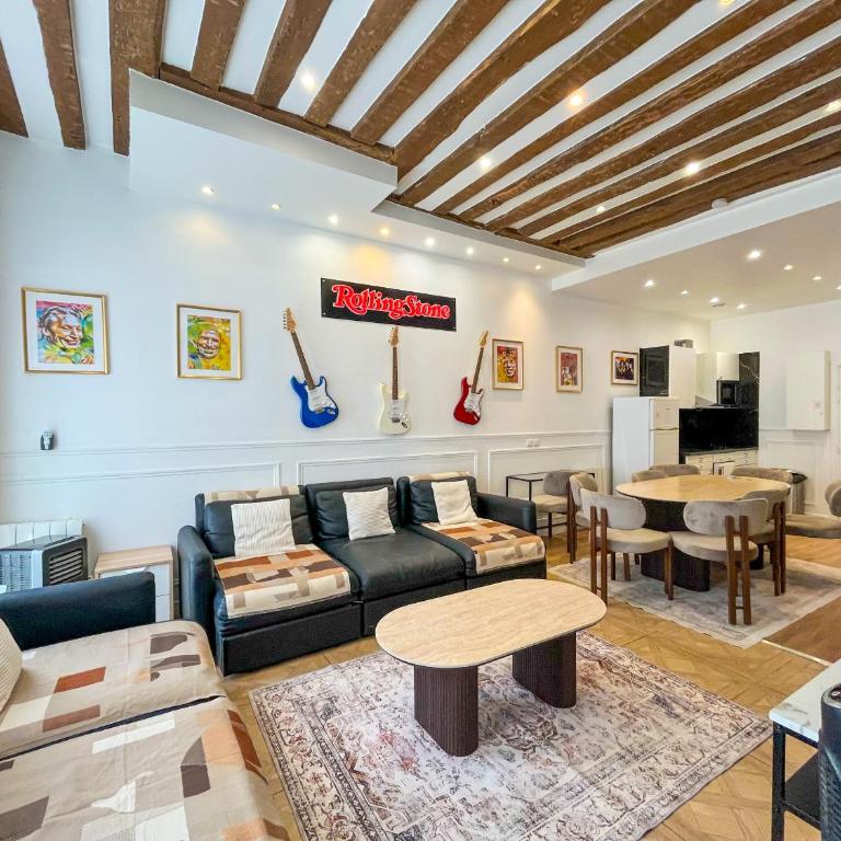 UrbanFlat 68 - Paris Center Rolling Stones Apartment - Apartment - 1
