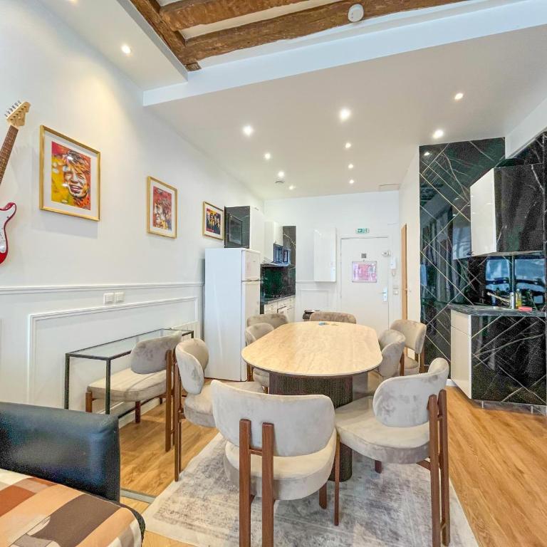 UrbanFlat 68 - Paris Center Rolling Stones Apartment - Apartment - 7