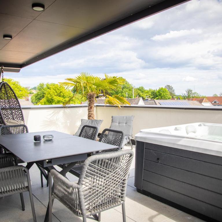 RiverVista Apartments - Penthouse - 23