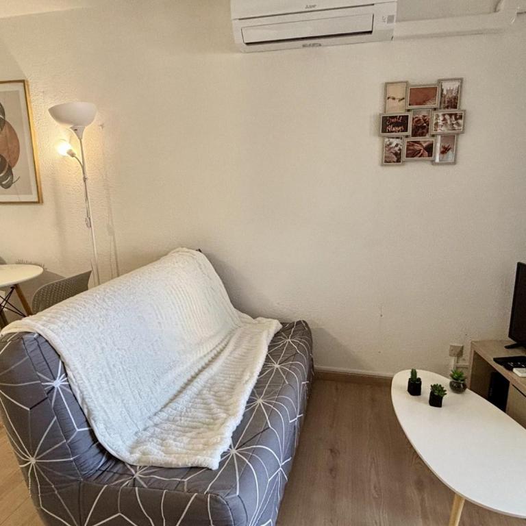 Appartement cosy 2 pièces avec WIFI, terrasse Ouest, 50m plage et commerces - Canet Sud - FR-1-748-21 - Appartement - 15