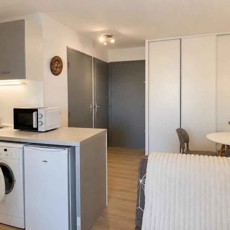 Appartement cosy 2 pièces avec WIFI, terrasse Ouest, 50m plage et commerces - Canet Sud - FR-1-748-21 - Appartement - 1