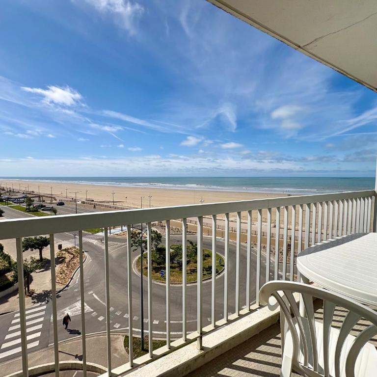 Studio spacieux 4 pers. - Proche plage - Belle vue mer - FR-1-323-416 - Studio - 27