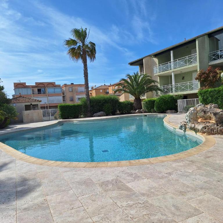 Pavillon climatisé avec piscine, proche plage, 2 chambres - FR-1-781-81 - Ferienhaus - 1