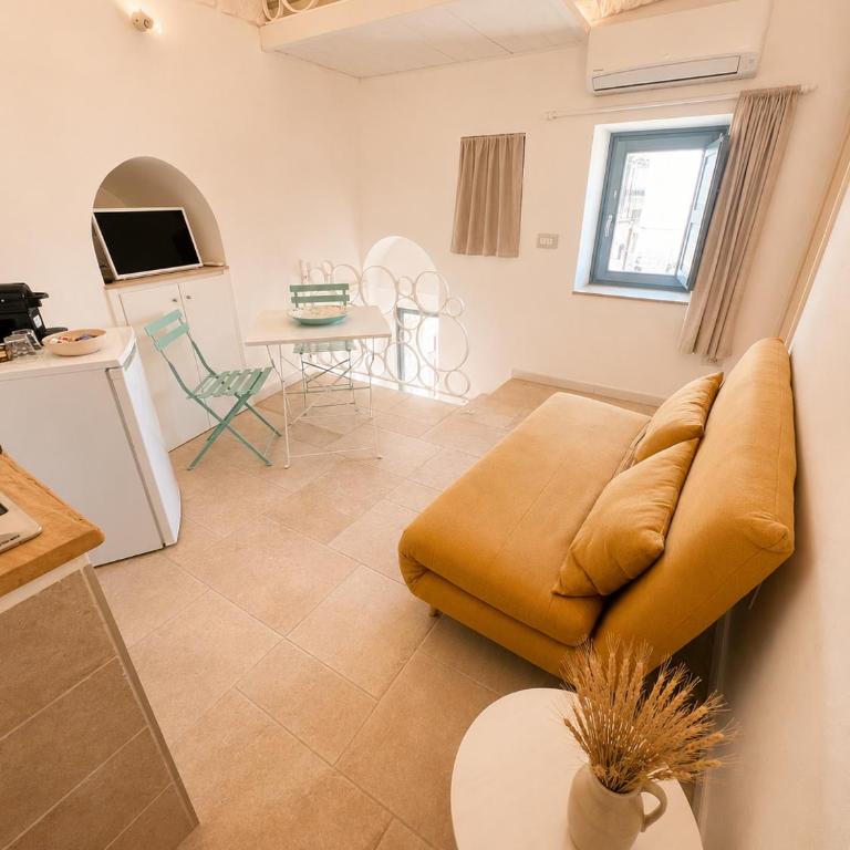 Trulli Arcolaia | Antico Fienile - Trullo with city view - 15