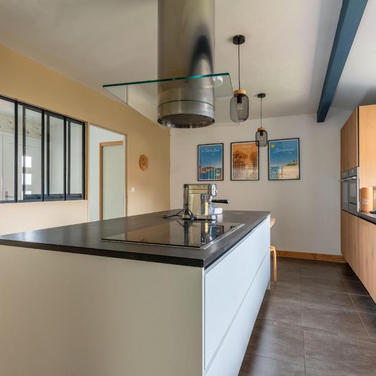 Villa moderne à Biscarrosse - 5 chambres, piscine chauffée, proche lac, piste cyclable - FR-1-319-625 - Villa - 24