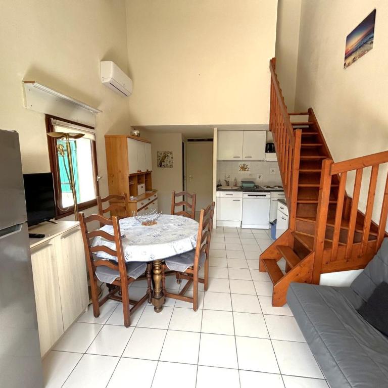 Pavillon 2 Chambres avec Parking à Argelès-sur-Mer - FR-1-837-97 - Maison de Vacances - 14