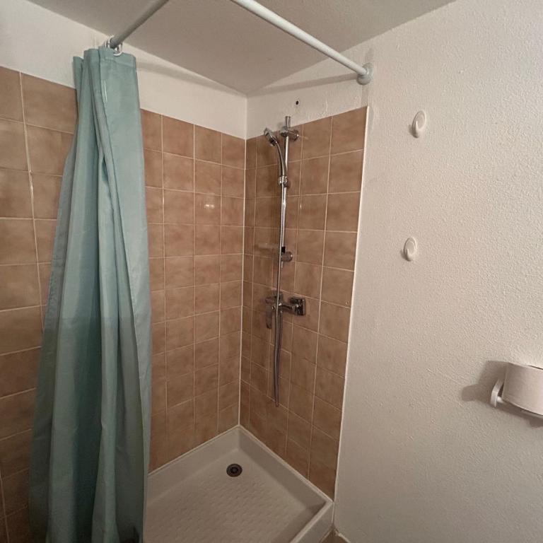 Appartement avec piscine - 5 pers. - FR-1-837-144 - Appartement - 13